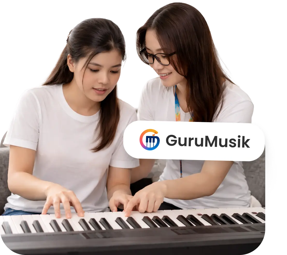Guru mengajar murid piano